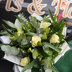 White lily &amp; rose handtied 