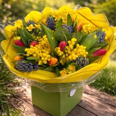 Spring sunshine bouquet 