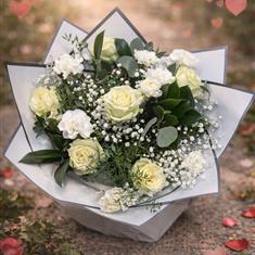 Pure elegance bouquet 